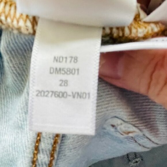 MADEWELL Relaxed Denim Cut Off Raw Hem Shorts in Essen Wash 28 ND178 - Picture 5 of 6